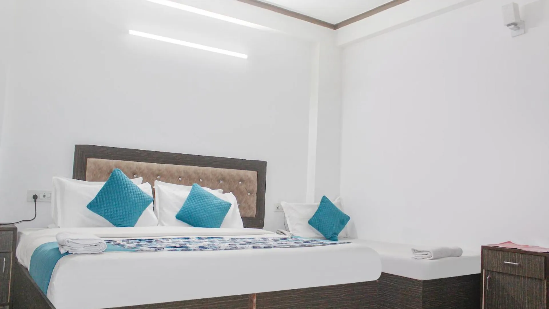 Hotel Dolphin At Delhi Airport New Delhi 3*,  India