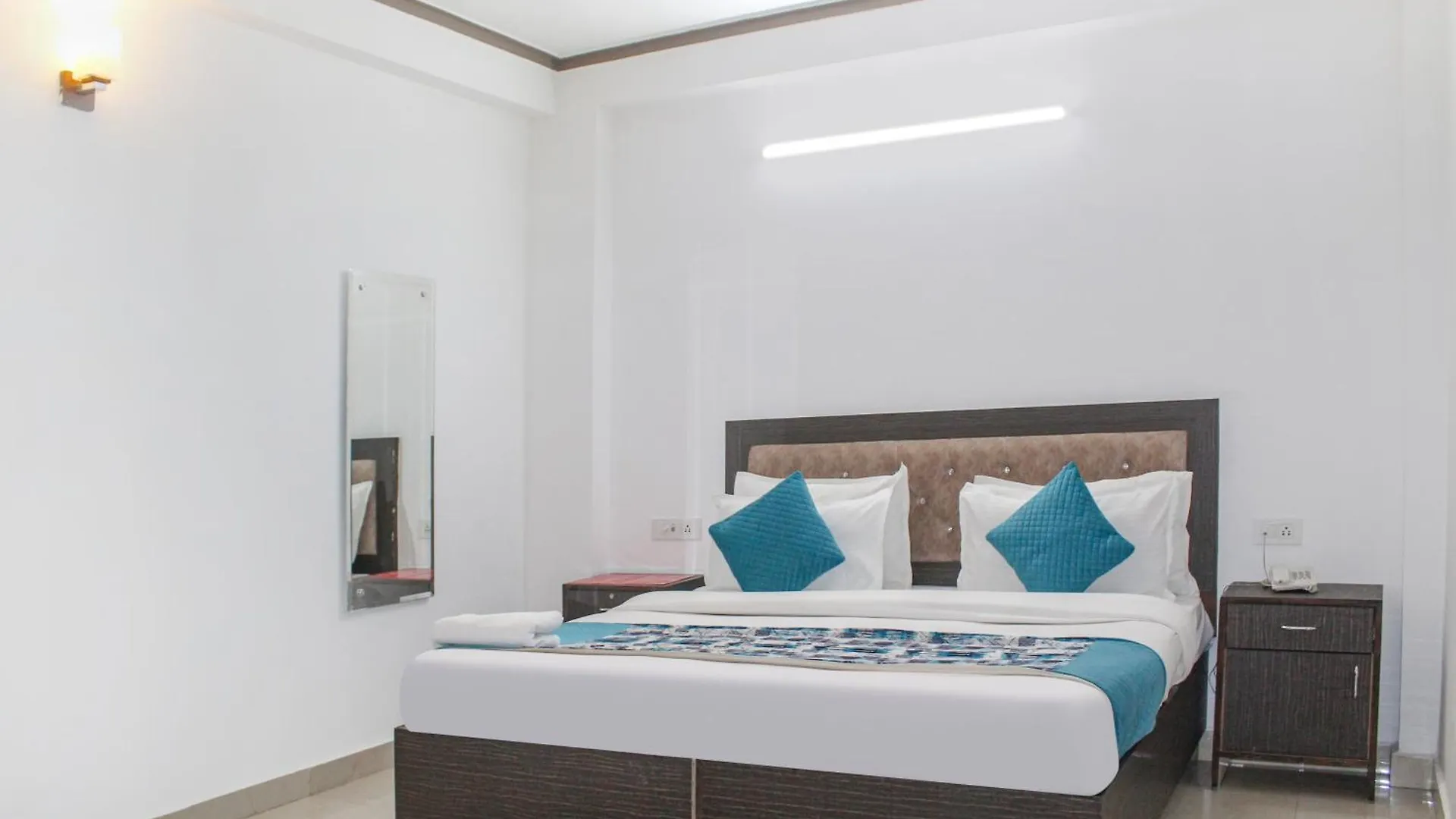 Hotel Dolphin At Delhi Airport New Delhi