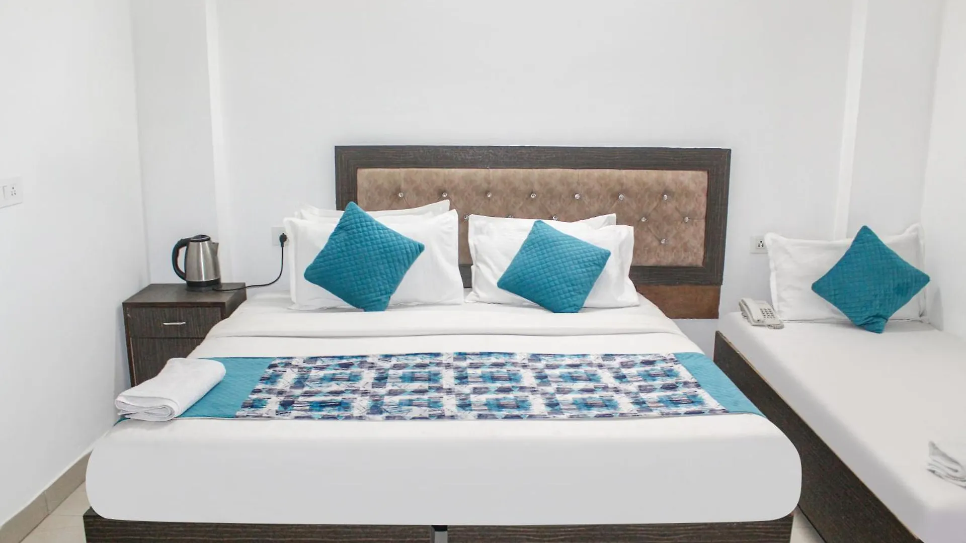 Hotel Dolphin At Delhi Airport New Delhi 3*,  India
